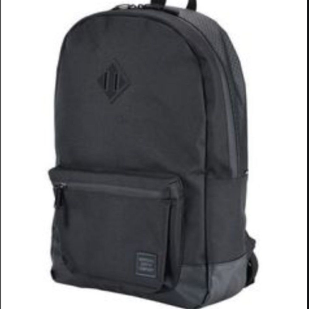 Herschel RUSKIN BACKPACK BEETLE BLACK